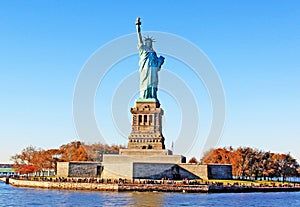 Statue of Liberty Park photo