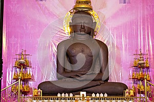 Statue of Lord Adinath in sitting posture at Jain temple of Kundalpur