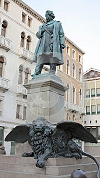 Statue of manin in venice, italy