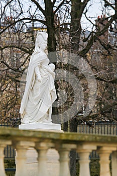 Statue of Margaret of Anjou in the Jardin du Luxembourg, Paris, France photo