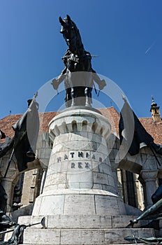 Statue of mathias rex in unirii square, cluj-napoca