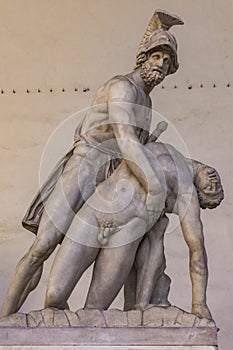 Statue Menelaus supporting the body of Patroclus in Loggia dei L