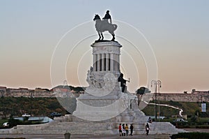 Statue of MÃ¡ximo GÃ³mez in Parks of the martyrs.