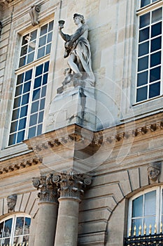 Statue at the Nationals Archives in Paris