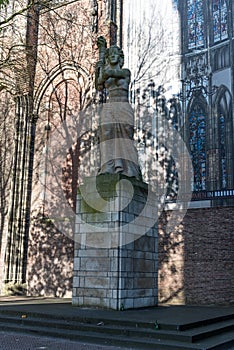 Statue next to Dom church in Utrecht