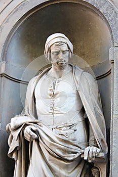 Statue of Nicola Pisano in Uffizi Colonnade, Florence photo