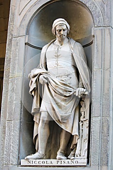Statue of Nicola Pisano in Uffizi Colonnade, Florence photo