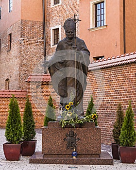 Statue of Pope John Paul II photo