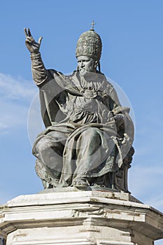 Statue of Pope Paul V, Rimini photo
