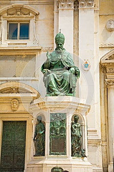Statue of Pope Sixtus V., Basilica della Casa Santa, Loreto pilgrimage site, province of Ancona, Italy