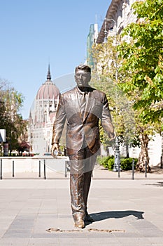 Statue of president Ronald Reagan