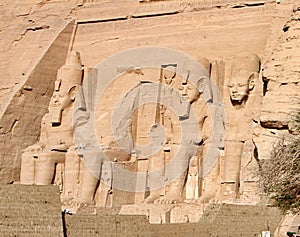 STATUE OF RAMESSES II IN ABU SIMBEL TEMPLE