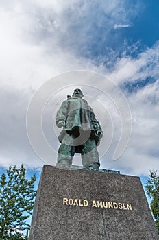 Statue of Roald Amundsen