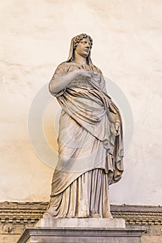 Statue Sabine woman in Loggia dei Lanzi in Florence