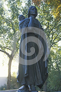 Statue of Sacagawea and her son photo