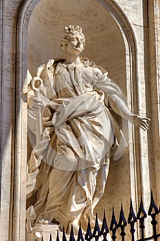 Statue in Saint Peters Basilica