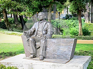 Statue of Salazar in Porto