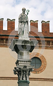 Statue of Sant 'Vitaly in Ravenna photo