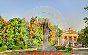 Statue of Shabdan Baatyr and Kyrgyz National University - Bishkek