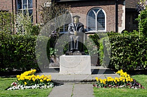 Statue of Sir Thomas Moore at Chelsea Old church