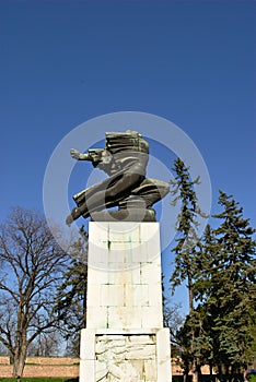 Statue - `Spomenik Zahvalnosti Francuskoj`