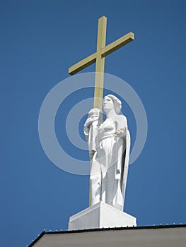 Statue of St. Helena with the cross