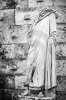 Statue at Stoa of attalos