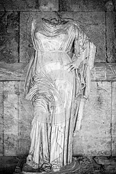 Statue at Stoa of attalos