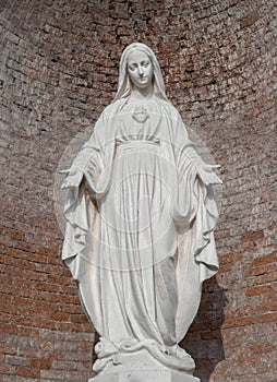 Statue in stone of Virgin Mary