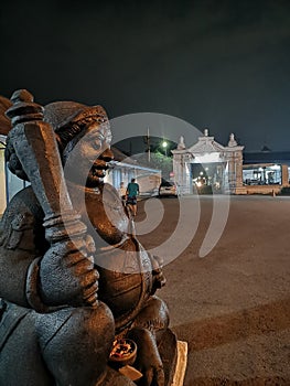 Statue at Surakarta Palace photo