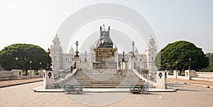 Statue, Victoria Memorial, Kolkata (Calcutta)