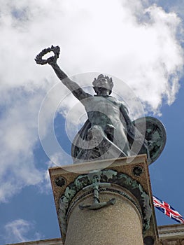 Statue of Victory by the Liverpool Cunard building photo