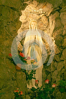 A statue of the virgin Mary