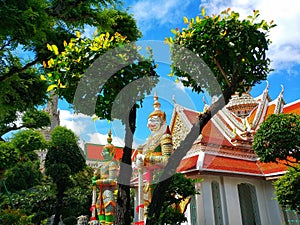 Statue Wat Arun Bangkok Thailand