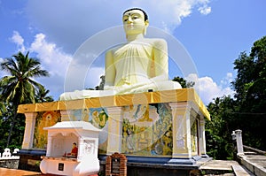 Statues Buddha in Sri Lanka