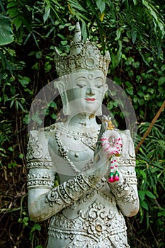 Estatuas decoraciones en tailandia 