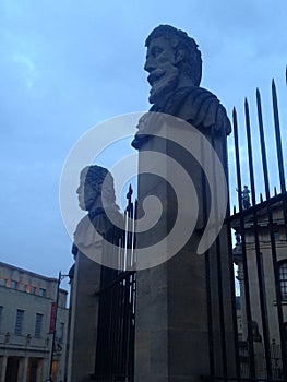 Statues oxford