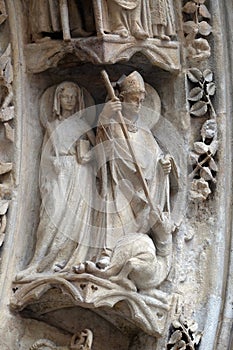 Statues on the Portal on north facade, Notre Dame Cathedral, Paris
