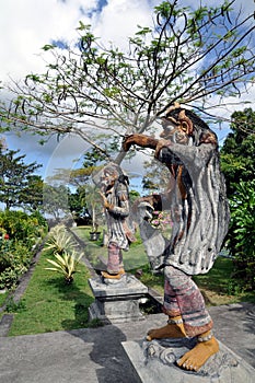 Statues in Tirta Gangga