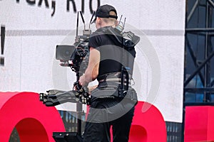 Steadicam camera man online broadcasting
