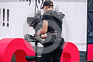 Steadicam camera man online broadcasting
