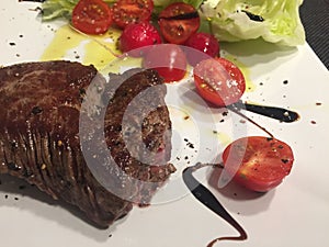 Steak with Fresh Tomato and Green Salad
