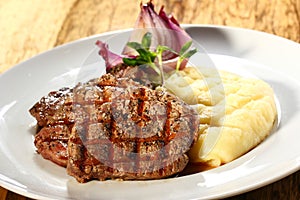 Steak and mashed potatoes