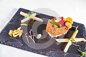 Steak tartare with vegetables