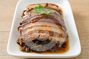 Steam Belly Pork With Swatow Mustard Cubbage Recipes or Mei Cai Kou Rou