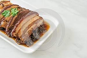 Steam Belly Pork With Swatow Mustard Cubbage Recipes or Mei Cai Kou Rou