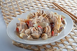 Steam Chicken with Chinese Herbs