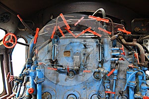 Steam engine in locomotive