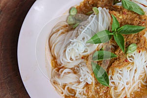 Steam thai rice vermicelli with red curry and vetgetable