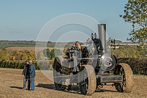 Steam traction engine